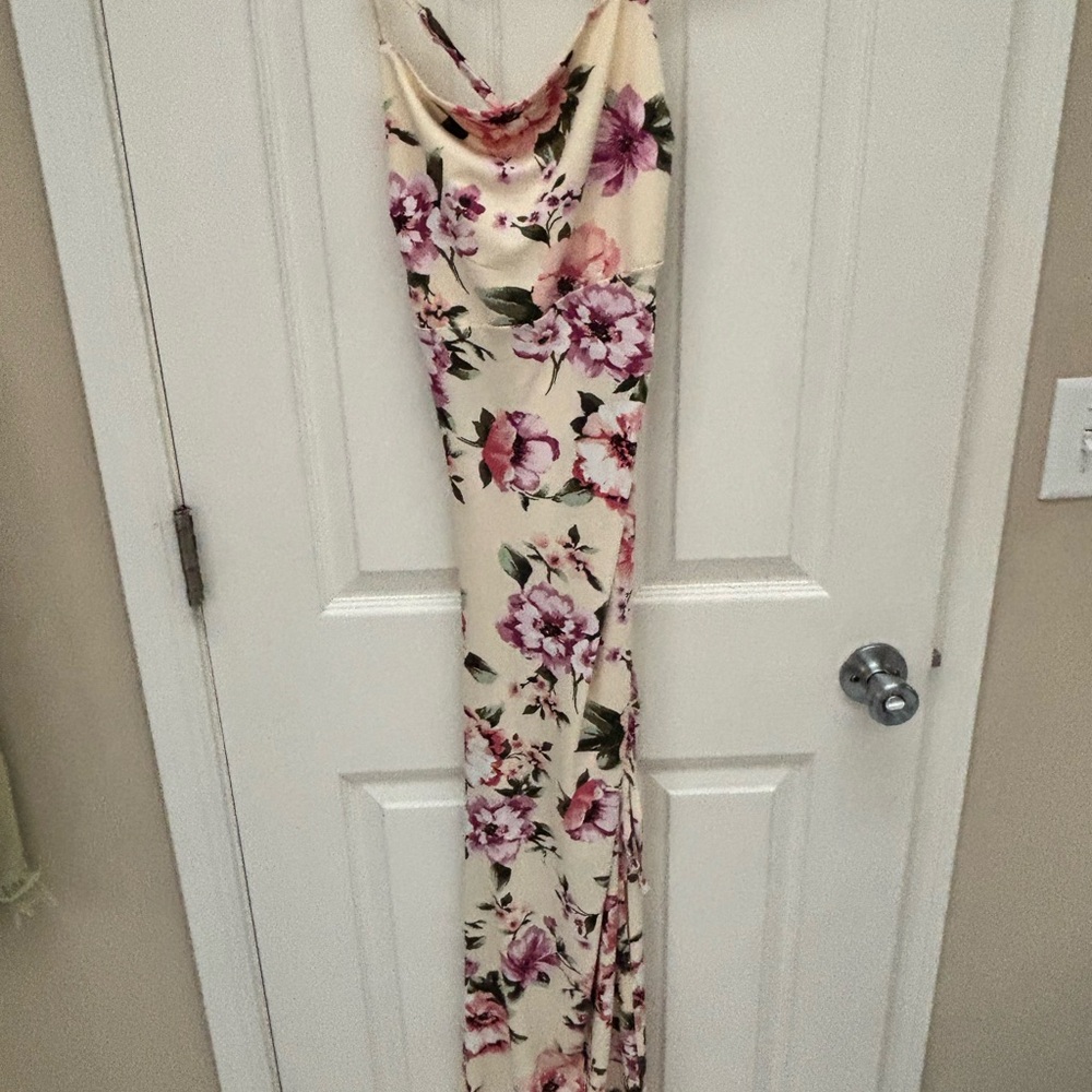 Floral Sleeveless Maxi Dress
